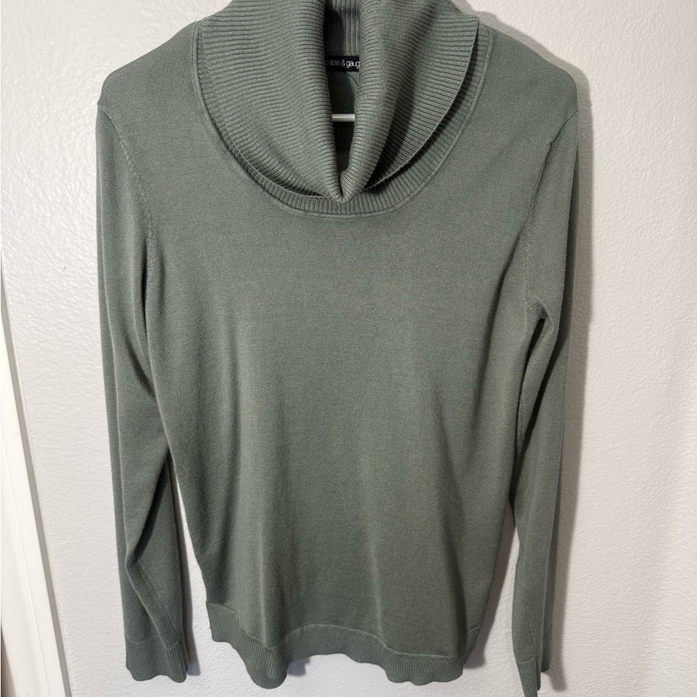 Cable & Gauge Women's Green Cowl Neck Sweater